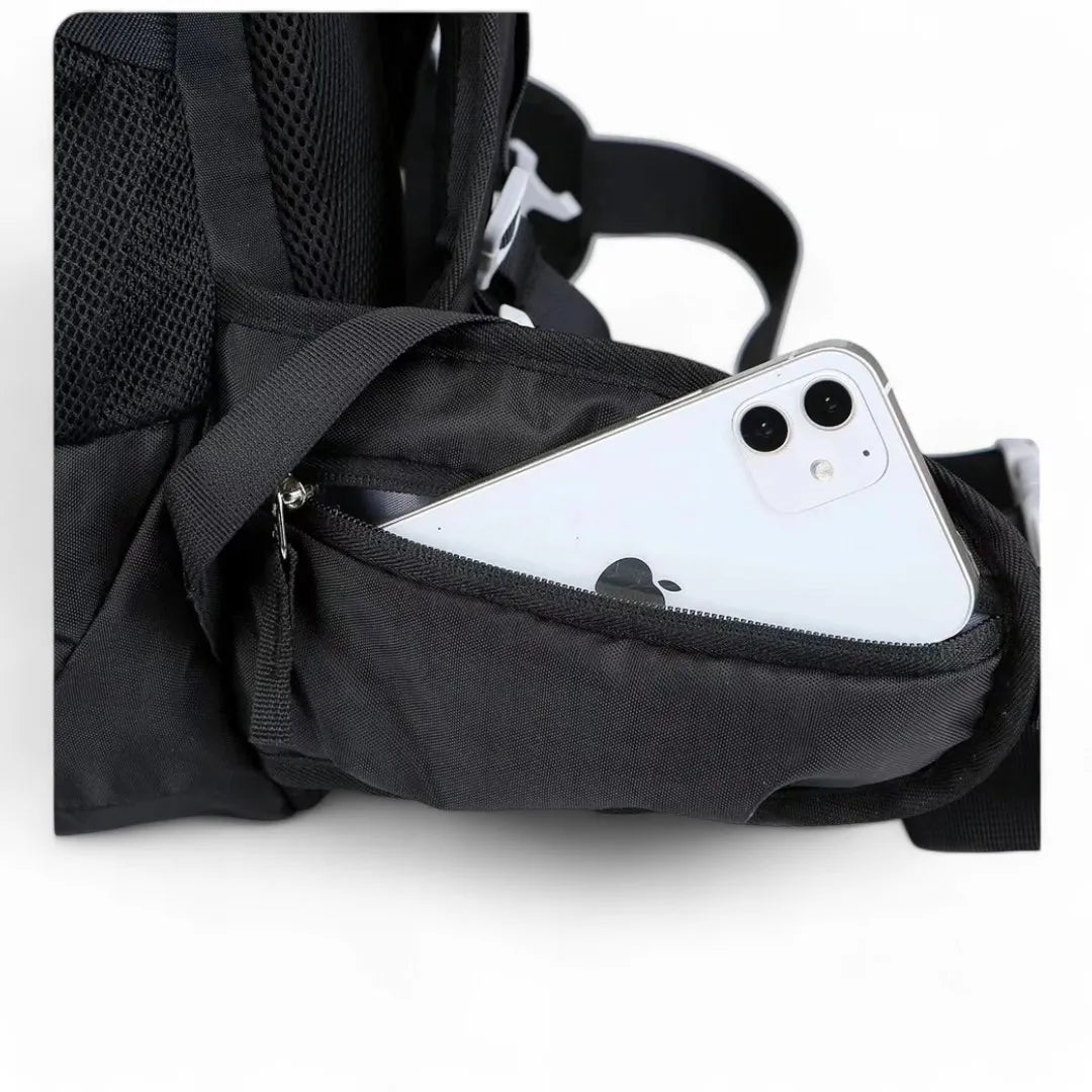 Mochila Tática Esportiva para Hiking ZoutBridle à prova d'água, leve e com capa de chuva incluída. Ideal para trilhas e aventuras ao ar livre, feita em nylon resistente.
Mochila Tática, Mochila para Mochilão, Mochila para Viagens, Mochila Esportiva, Mochila de Trilha.